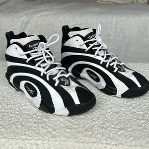 Reebok Shaqnosis basketball sneakers